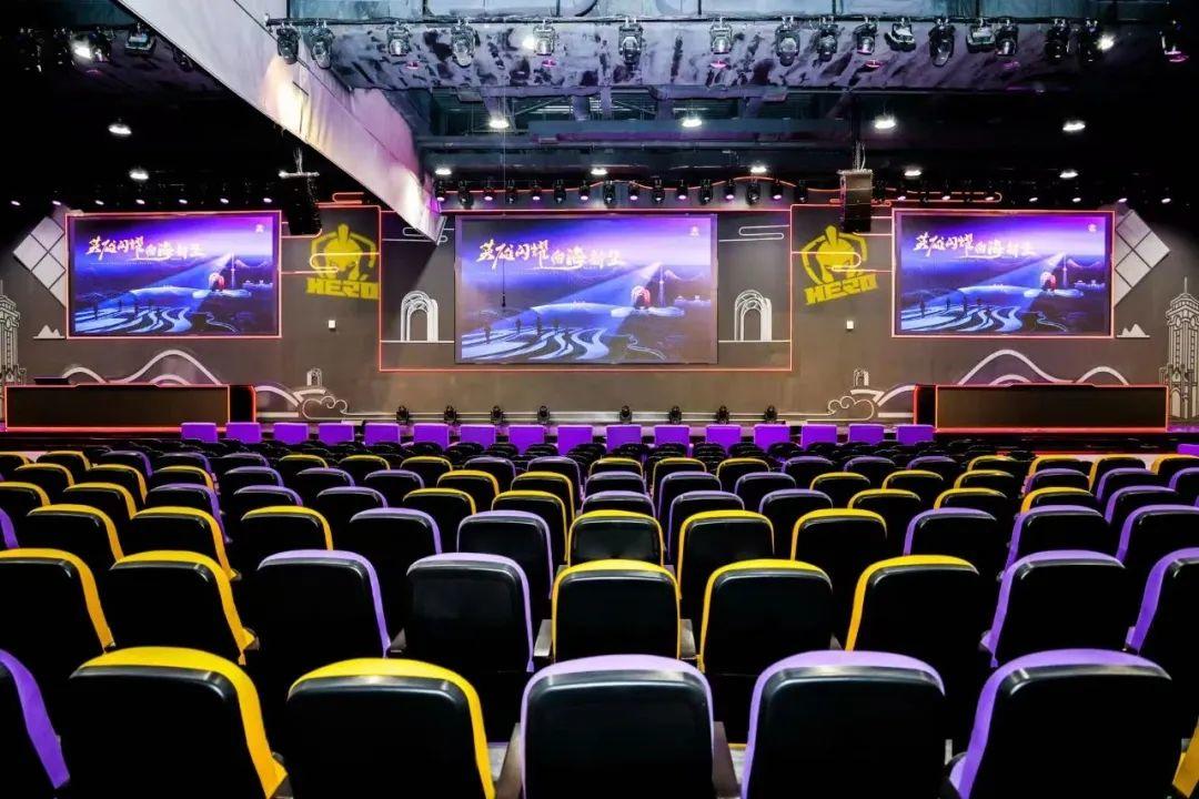 功适应英超 功适应英超